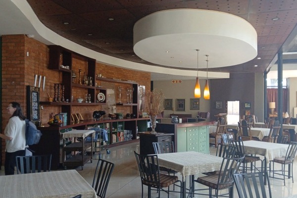 The Tech Lounge - Inside the Lounge